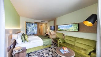 Birkenzimmer in der Eurotherme Bad Ischl - Installation durch Firma Strauß