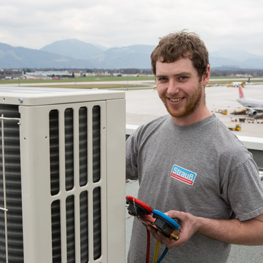 Flughafen Salzburg - Wartungsarbeiten an den Klimaanlagen durch Strauß Kälte