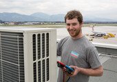 Flughafen Salzburg - Wartungsarbeiten an den Klimaanlagen durch Strauß Kälte